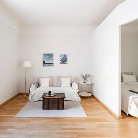 Cozy, Spacious And Calm - Location Appartamento *