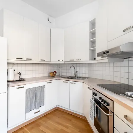 Cozy, Spacious And Calm - Location *