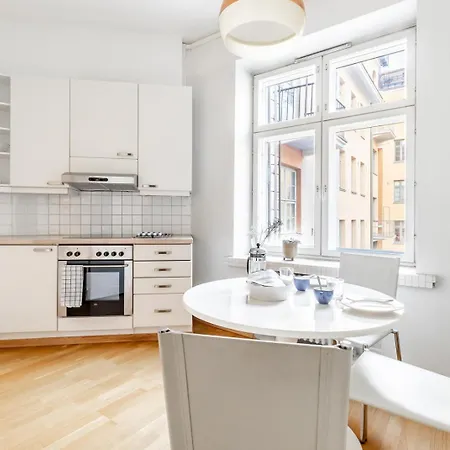 Cozy, Spacious And Calm - Location Daire Helsinki