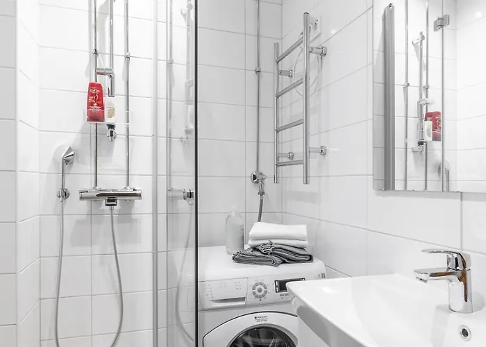 Cozy, Spacious And Calm - Location *