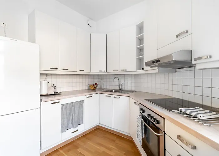 Cozy, Spacious And Calm - Location *